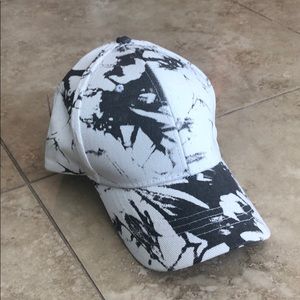 Marble Hat